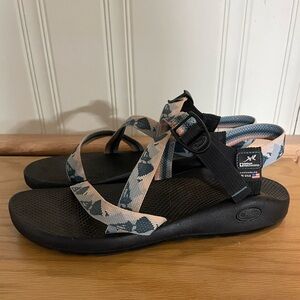 Chacos Women’s Water Sandals Size 12 Hiking National Park Yosemite Sunset